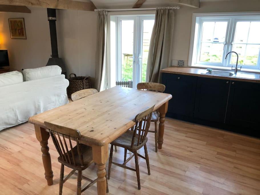 The Cowshed Apartman Salisbury Kültér fotó
